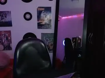 Cristin_moon  live sex cam