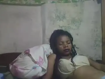 Naylah313  live sex cam