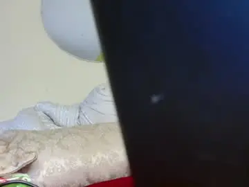 Peachchycharm  live sex cam