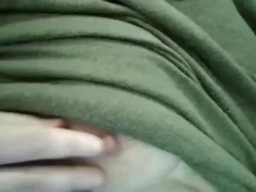 Smutmuffin0110  live sex cam