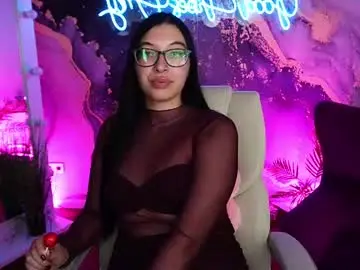 Ssoftaura  live sex cam