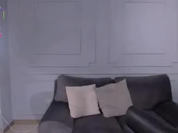 Taralawrence  live sex cam