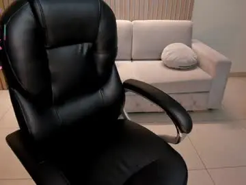 Taralawrence  live sex cam