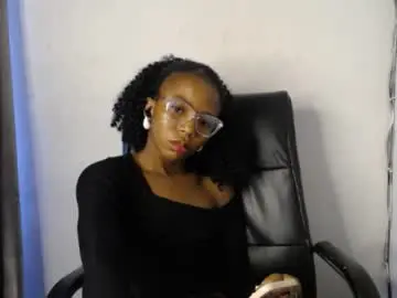 Tylaluv  live sex cam