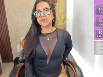Atiena_  live sex cam
