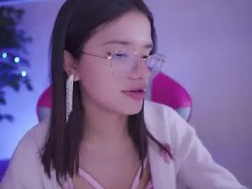 Aura_rouss  live sex cam