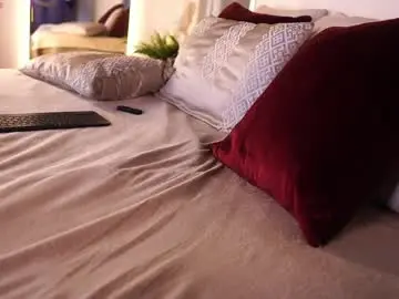 Aylinmillerxs  live sex cam