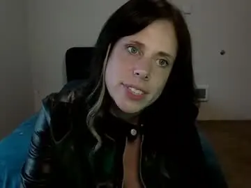 Cecileesohless  live sex cam