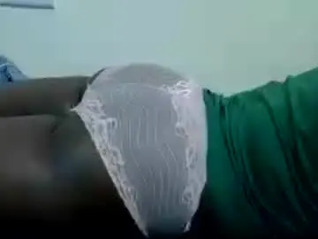 Chubby_queenie07  live sex cam