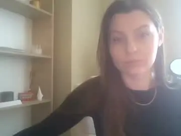 Dollyroma  live sex cam