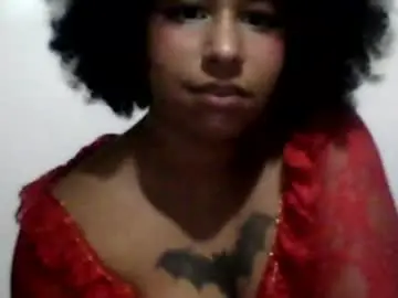 Estrellauwu  live sex cam