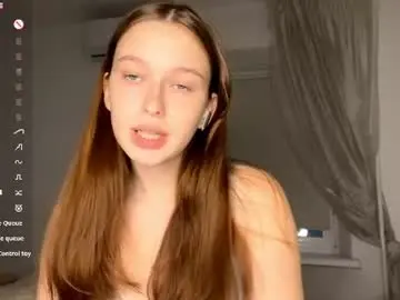 Keeleysulzman  live sex cam