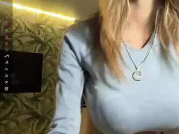 Lourdesauerswald  live sex cam