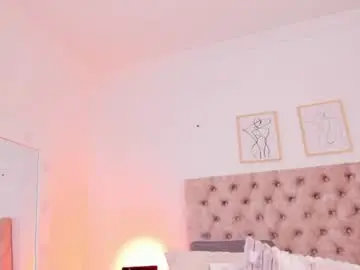 Miavenuss_1  live sex cam