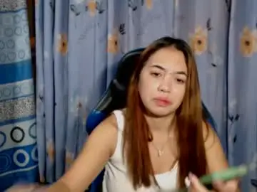 Pinay_singlemomxs  live sex cam