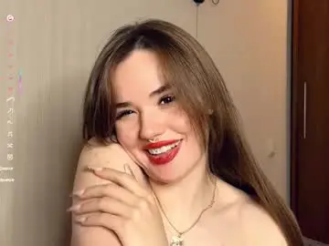 Adelinarbistic  live sex cam