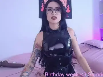 Camille_666  live sex cam