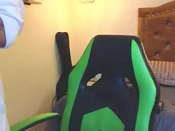 Eva_foxs  live sex cam