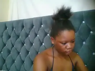 Hotjeylee  live sex cam