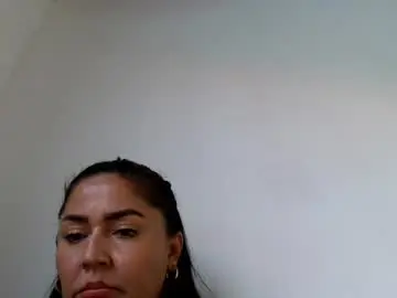 Latinsquirt24  live sex cam