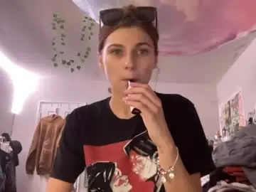 Luvkoko  live sex cam