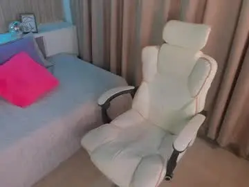 Morena_divine  live sex cam