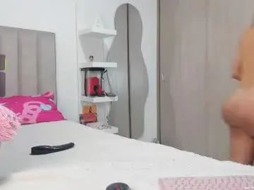 Queen_antonella_oficial  live sex cam