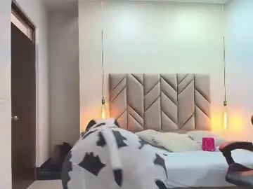 Auraevens  live sex cam