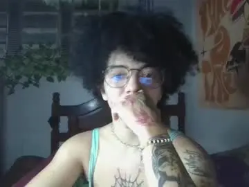 Camillyblum  live sex cam