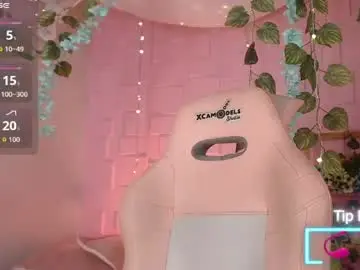 Eyes_moonn  live sex cam