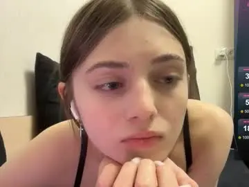 Karensimilton  live sex cam