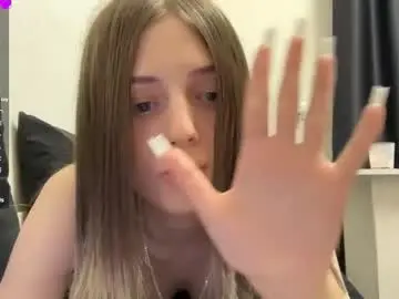 Karensimilton  live sex cam