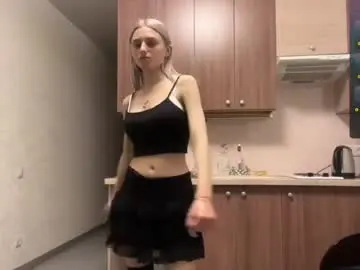 Karensimilton  live sex cam