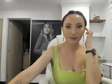 Lizzdoux  live sex cam