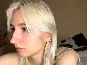 Maurinespilman  live sex cam