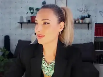 Millaxqueen  live sex cam