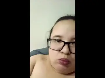 Polina_moreau  live sex cam