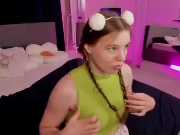 St_ormy  live sex cam