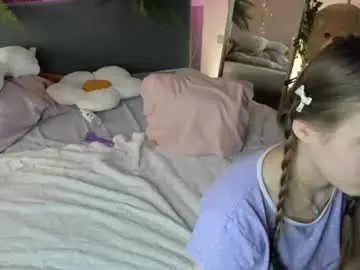 St_ormy  live sex cam
