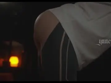 Ynnenbrynn  live sex cam