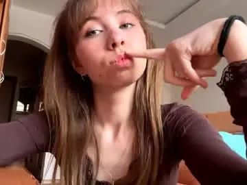 Antonettabunyan  live sex cam