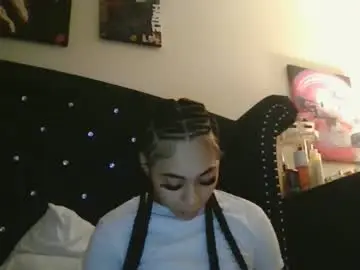 Archerheidy1  live sex cam
