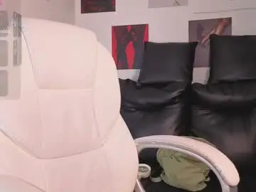 Camille1310  live sex cam