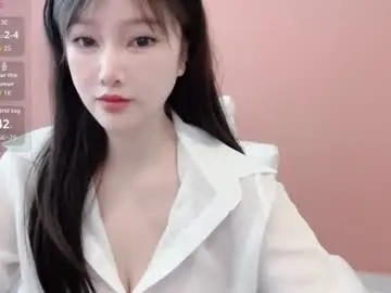 Crush_7ii  live sex cam
