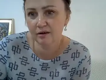 Golden_kessie  live sex cam