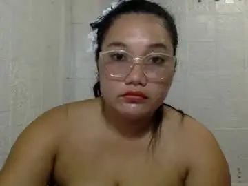 Hotmom02  live sex cam