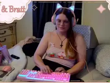 Ickybratt  live sex cam