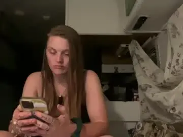 Ickybratt  live sex cam