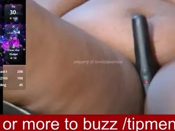 Lovelylipservice  live sex cam