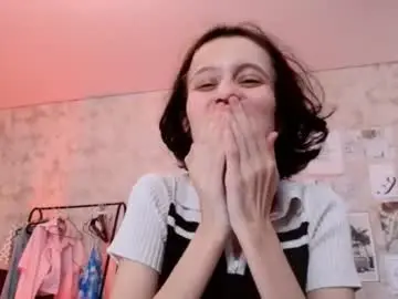 Luafynova  live sex cam